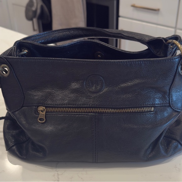 Sweet Wanderer Black Leather Shoulder Bag